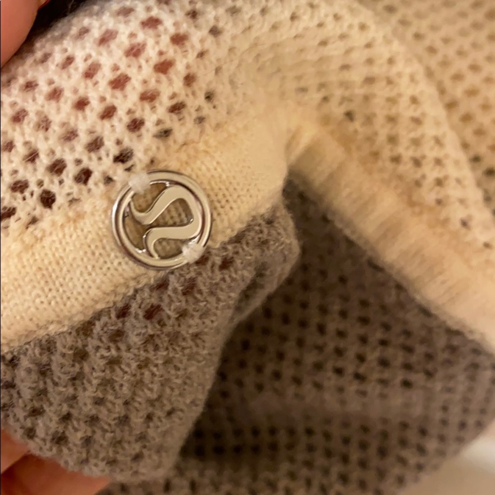 Lululemon Infinity Scarf - Picture 3 of 3